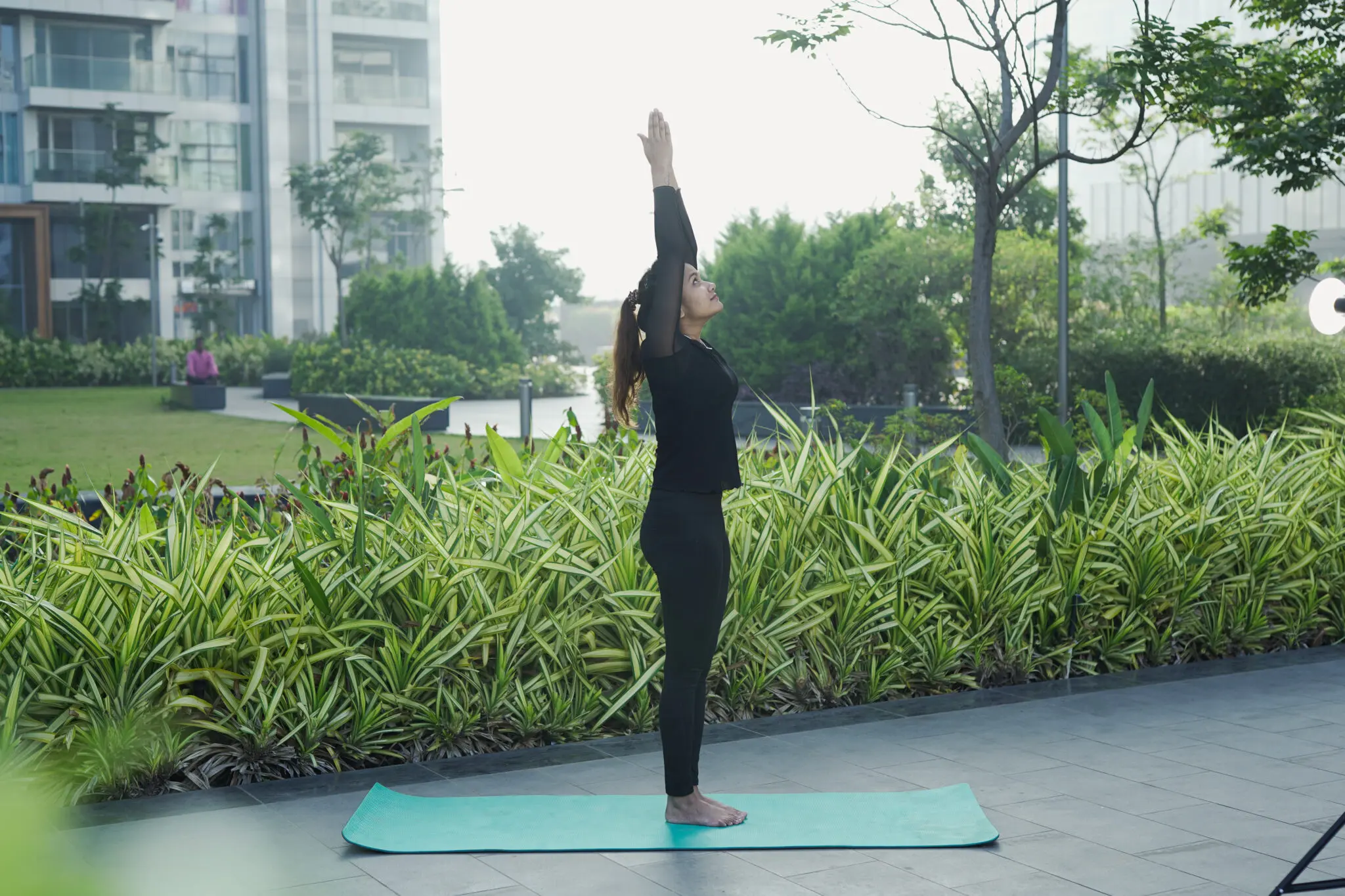 6 Calorie-Burning Yoga Poses