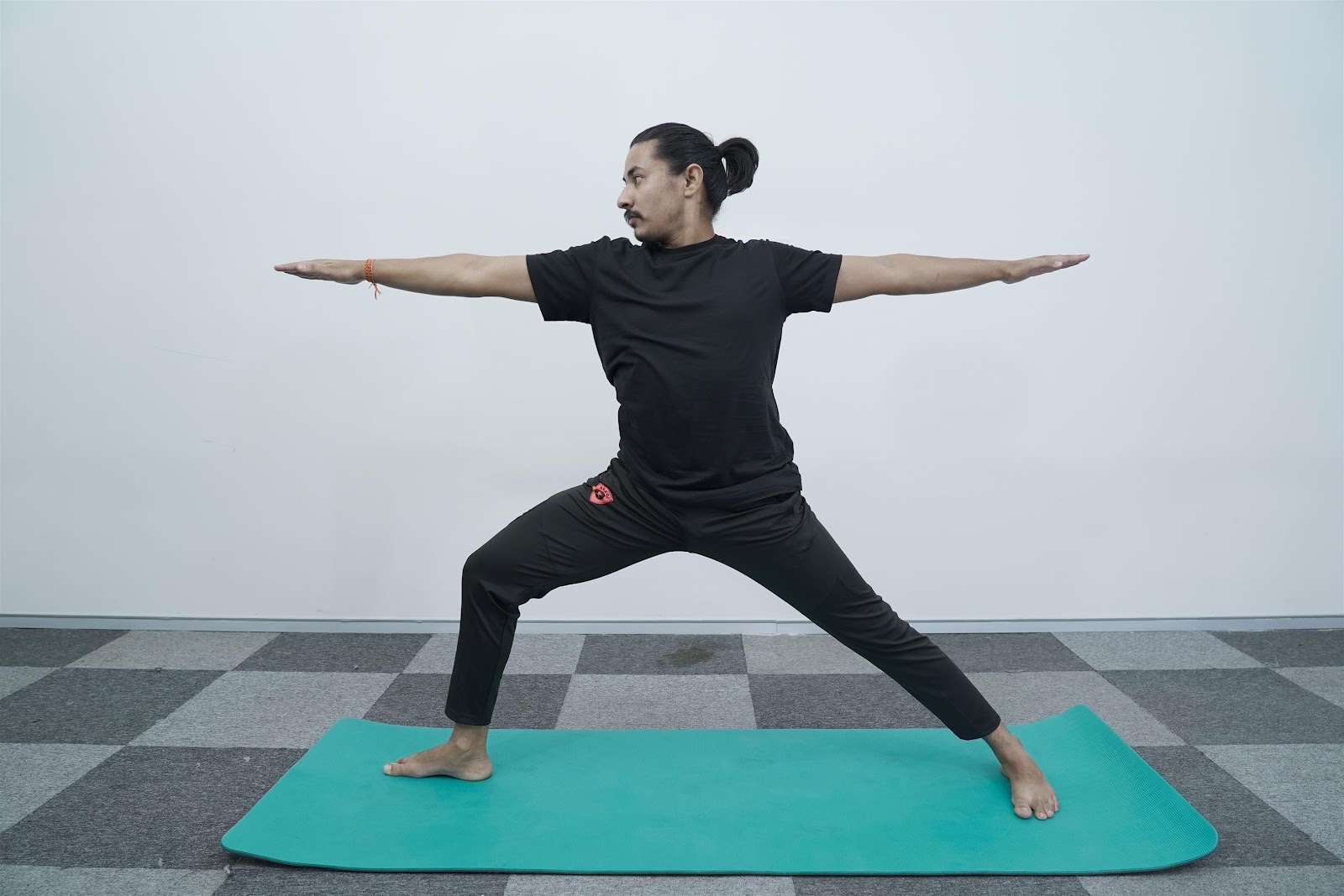 Love is in the Air (and on the Mat): 5 Trendy Couple Yoga Workouts for Valentine's Day 7 image 14